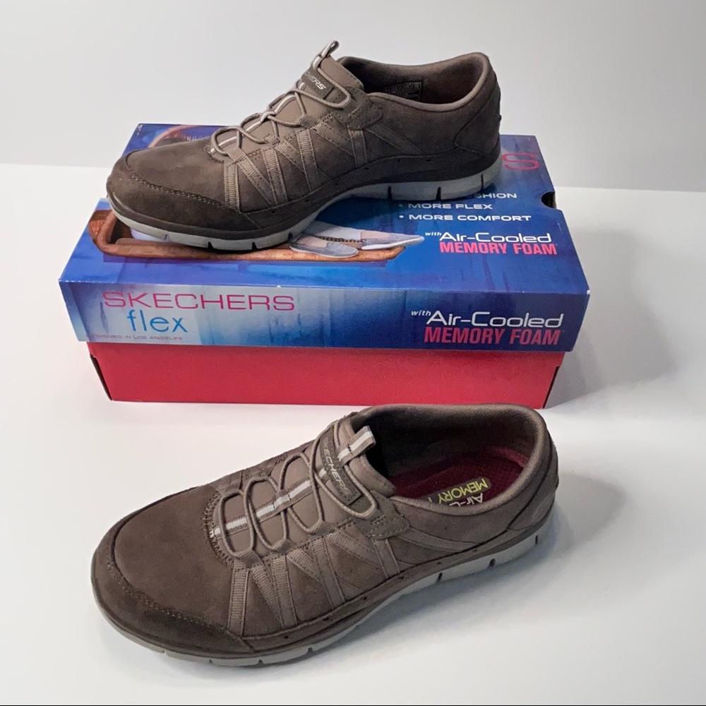 Skechers Flex with Memory Foam Brown Laced Slip On Sneakers - Size 9.5